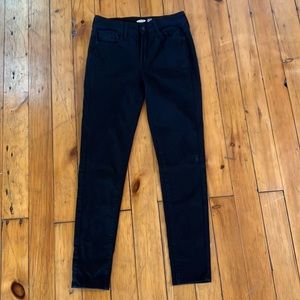 Old Navy Black Denim Rockstar Super Skinny Never Fade Size 4